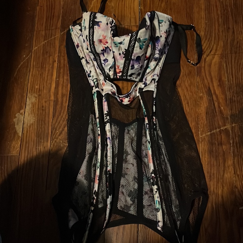 VS corsette/bodysuit